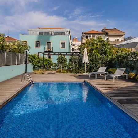 Central Studio W/ Pool, Ac & Patio By Lovelystay Porto Ngoại thất bức ảnh